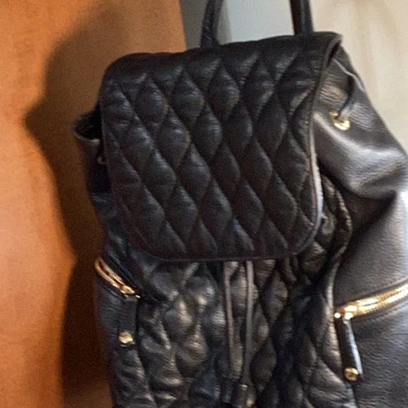 Vera Bradley | Bags | Vera Bradley Black Leather Backpack 